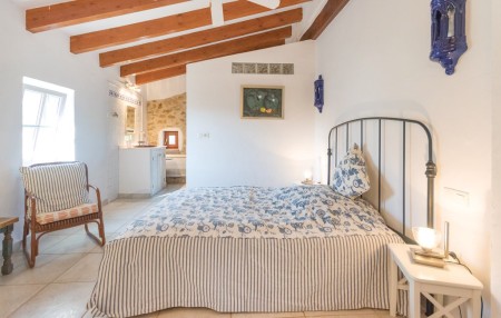 Schlafzimmer 2
