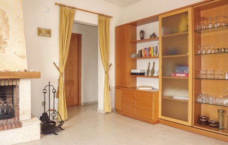 Wohnzimmer mit Kamin